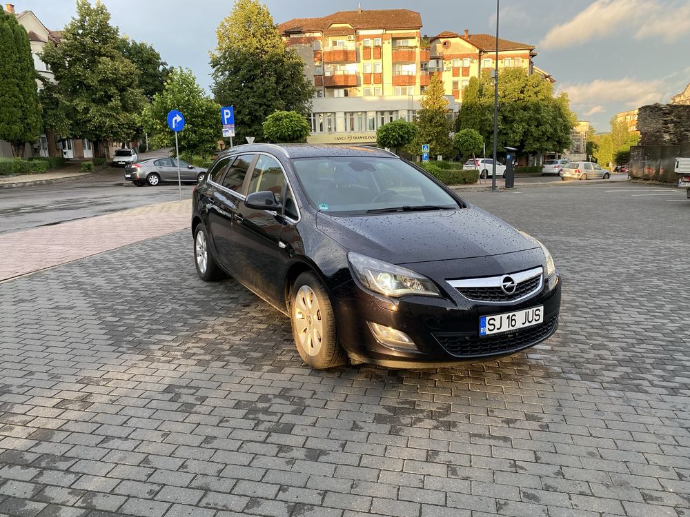 Opel Astra J, 2011, automat, 2.0 CDTI