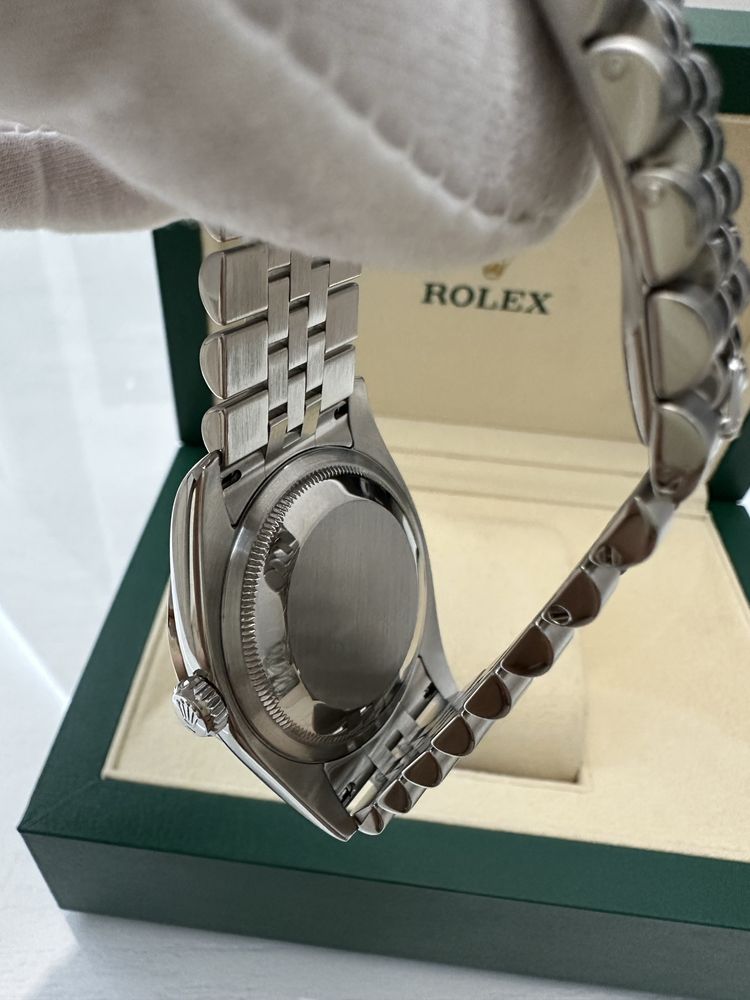 Rolex DateJust diamonds