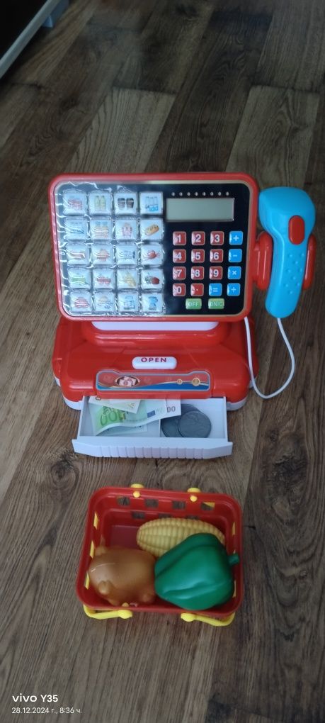 Играчка касов апарат с плодове