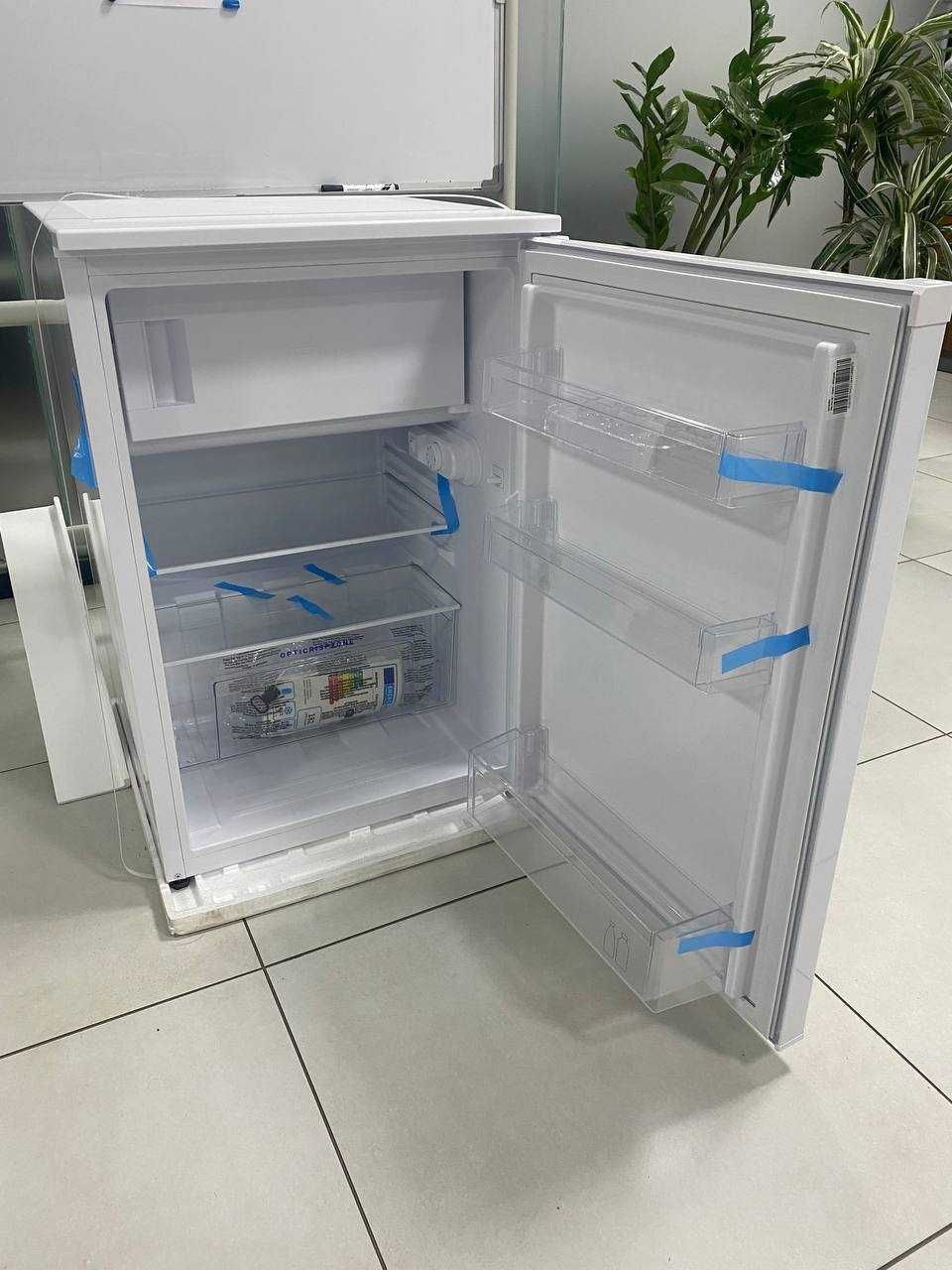 Daewoo Холодильник Компактного типа  Модель : (FUS112FWTO)  Доставка