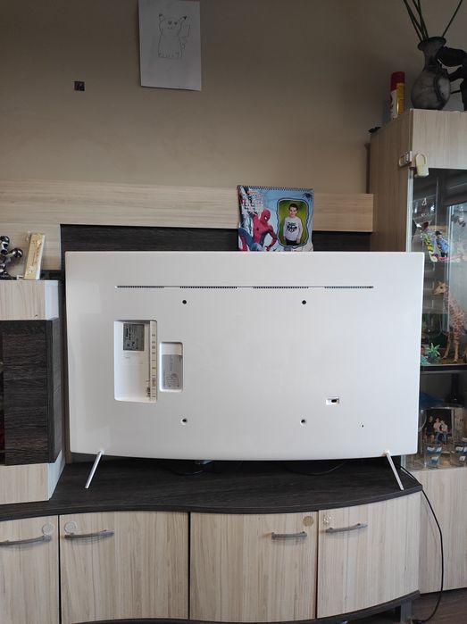 Смарт Телевизор SAMSUNG CURVED 55 инча Ultra HD 4K