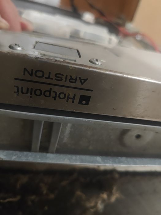 Посудомоечная машина Hotpoint-Ariston модель: 3214 на запчасти продам.
