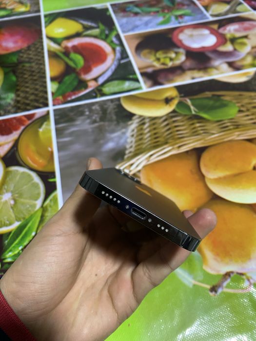 Iphone 12 pro  78 yokis