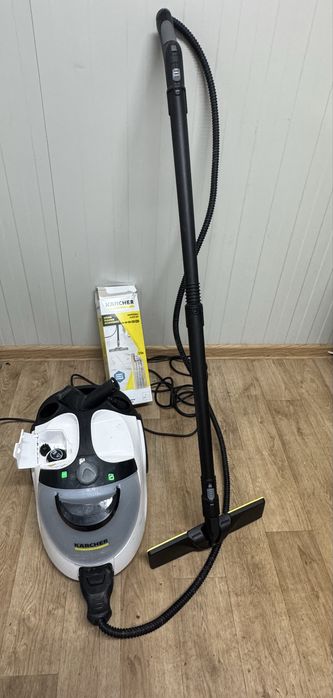 Vând aparat cu abur karcher SC5