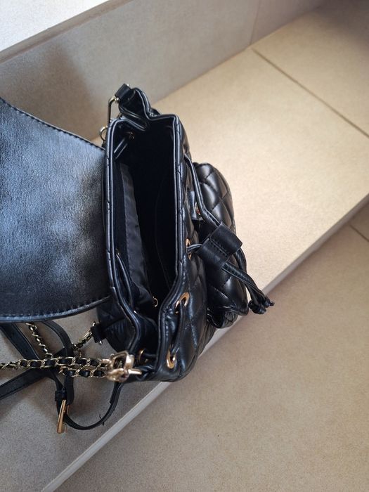 Дамска раница нова