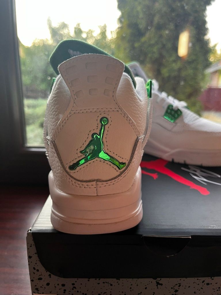 Nike air Jordan 4 retro