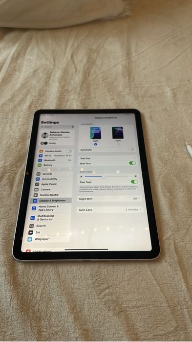 Ipad Air gen 4 + apple pen + husa antisoc + cutie + cablu de incarcare