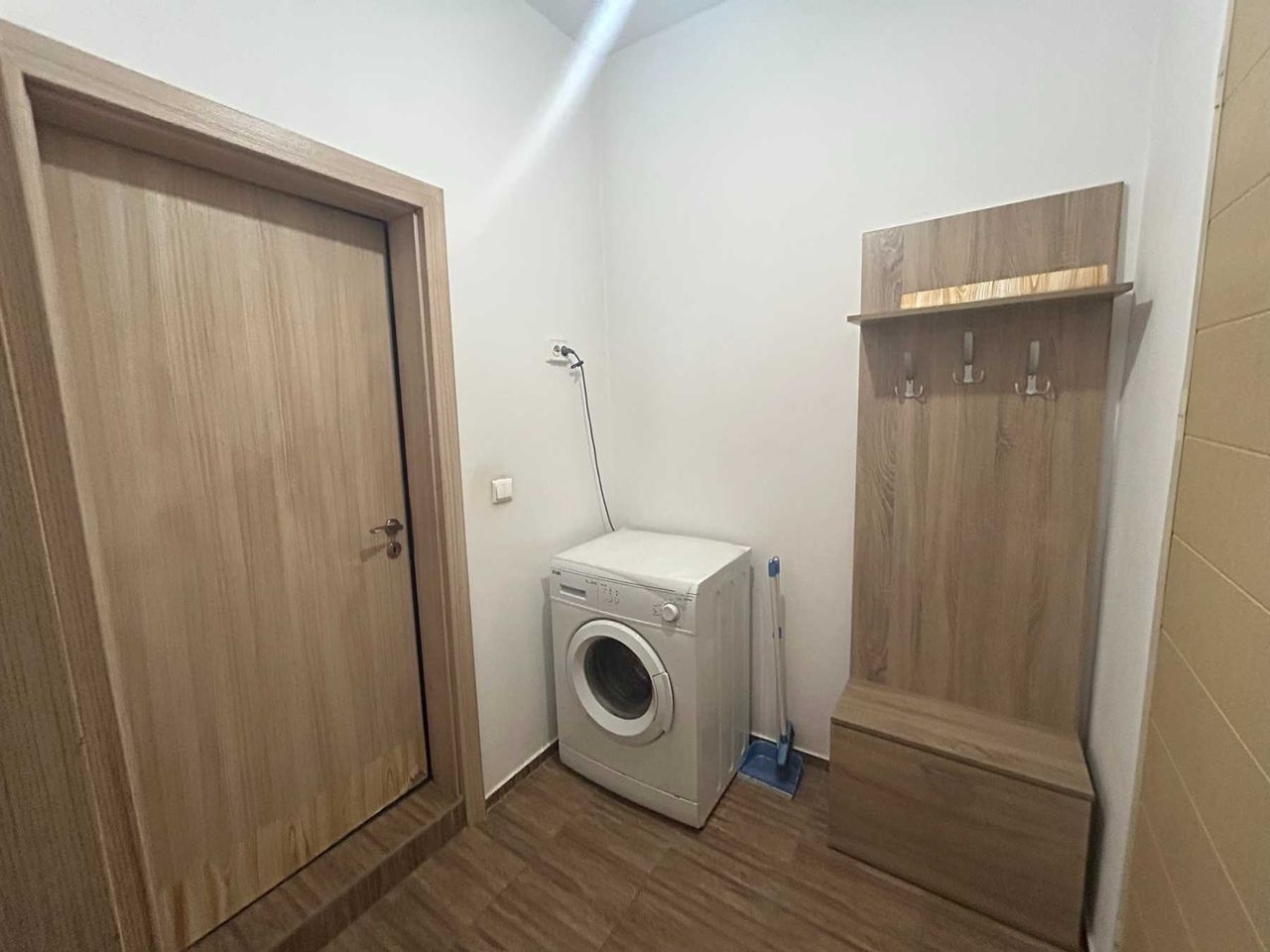 Дава се под наем Едностаен апартамент в София, Студентски град - 43 кв.м за 408 € - Снимка #3