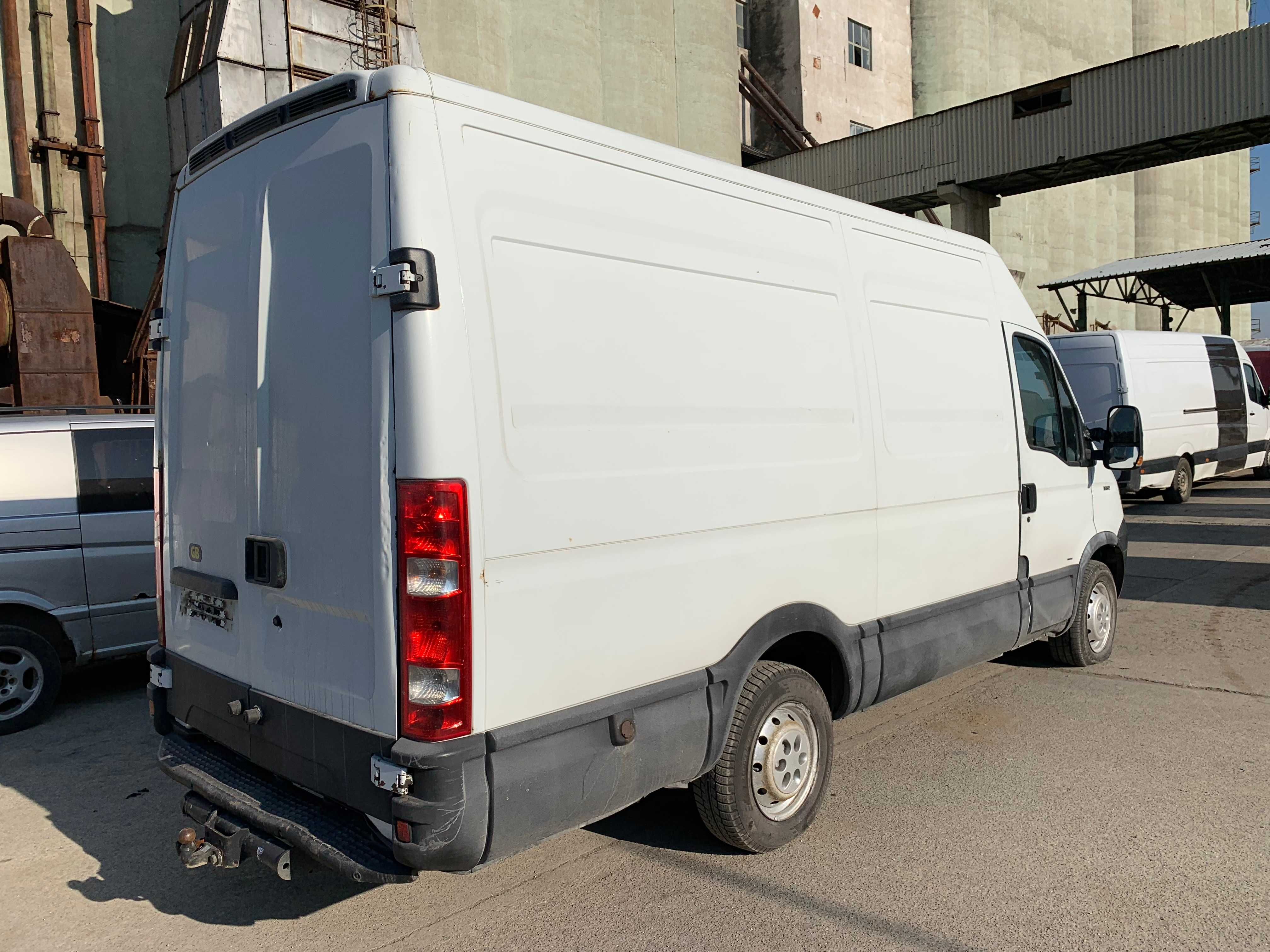 Capota Aripa Bara FAR Trager Iveco DAILY 4 2,3 HPI 35 S12 35 C12 2007