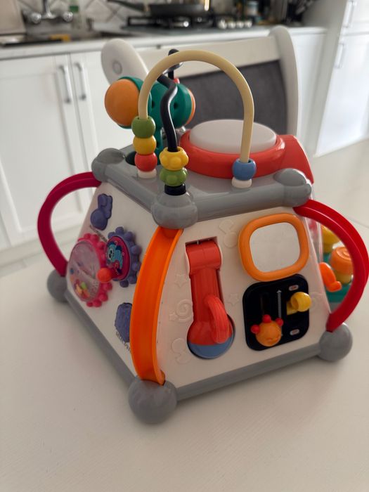 Бизиборд, музыкальные игрушки