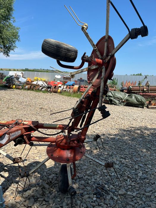 Greblatoare de împrăștiat fin Kuhn