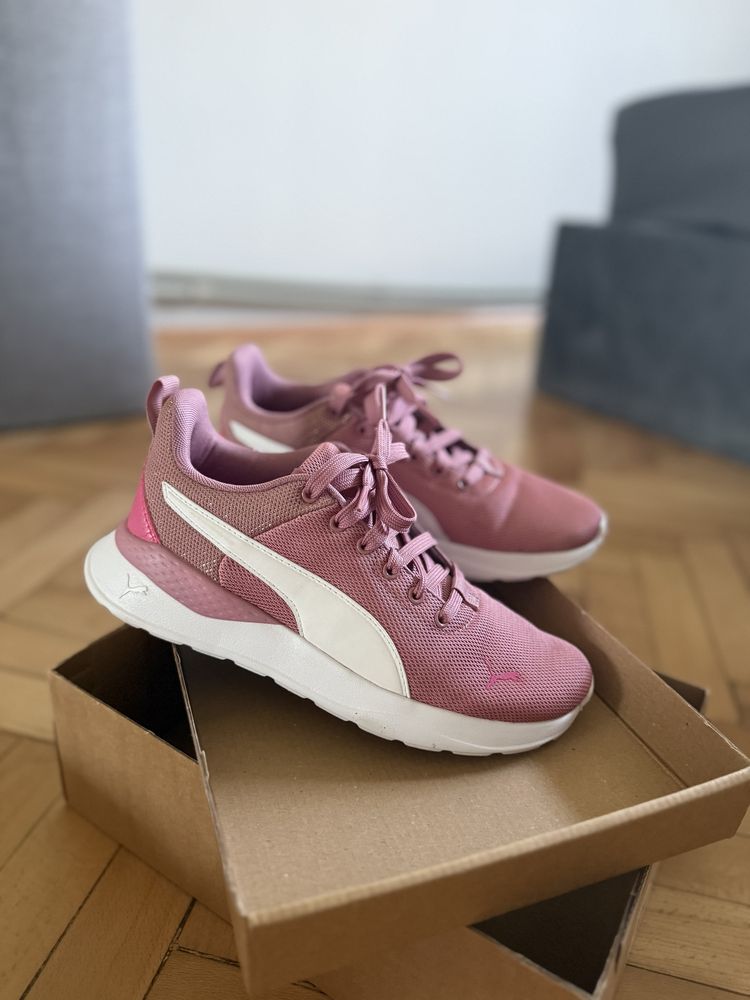Маратонки на Puma