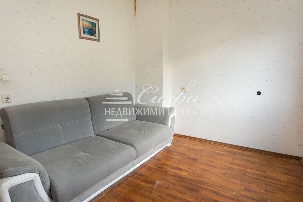 Тристаен  ПРЕУСТРОЕН апартамент- кв. Боян Българанов