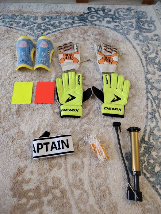 Футбольный инвентарь