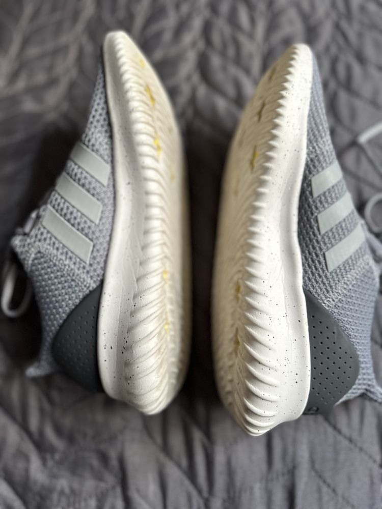 Унисекс маратонки на Adidas