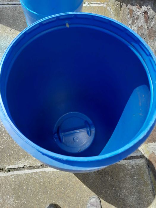 Butoi de plastic mare