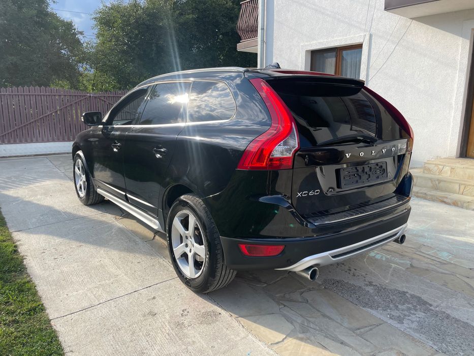 Volvo xc60 R-design 2.0 diesel 163cp 2012