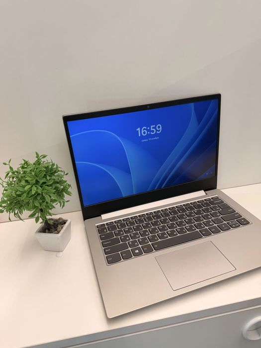 Ноутбук lenovo в наличии