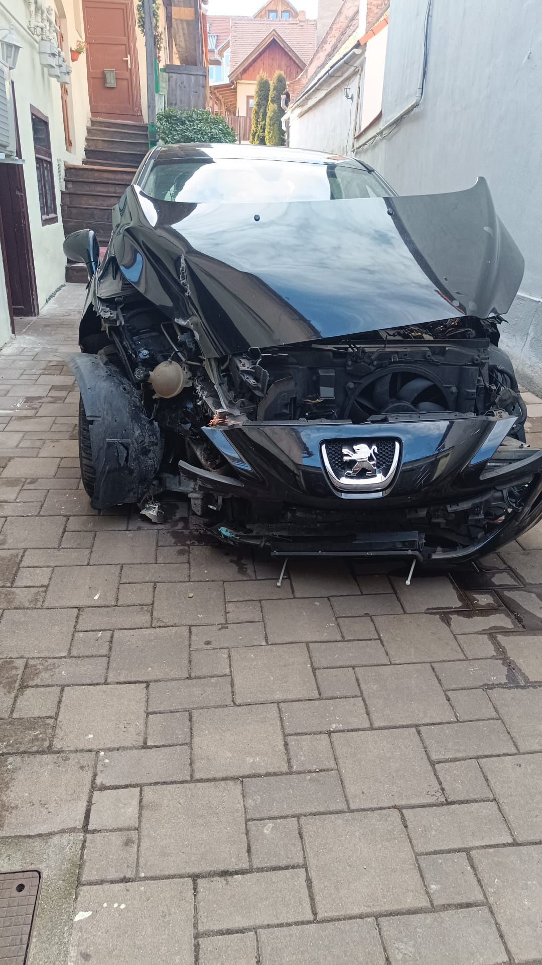 Piese motor cutie injectoare turbina cârlig haion jante  Peugeot 308