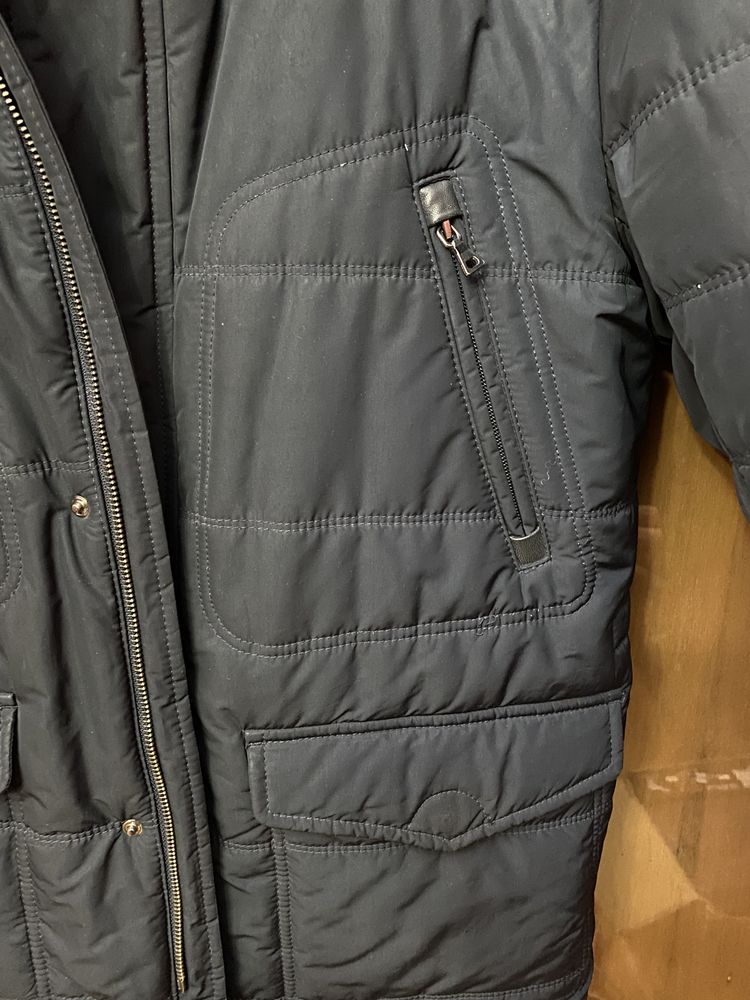 Зимняя теплая мужская куртка / новая / срочно