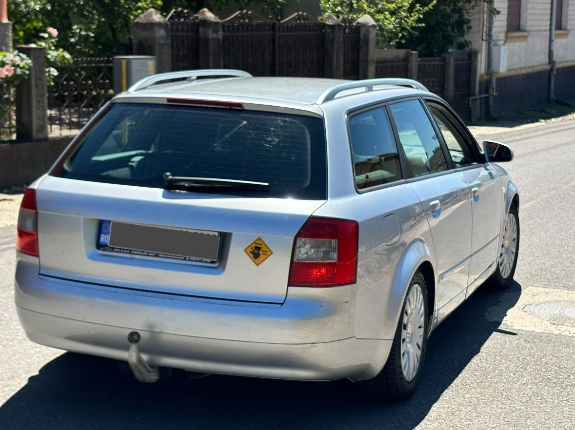 Audi A4 S-Line 1.9TDI 131 c.p cutie automata 6+1