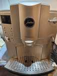 Aparat de cafea cu boabe Jura E65