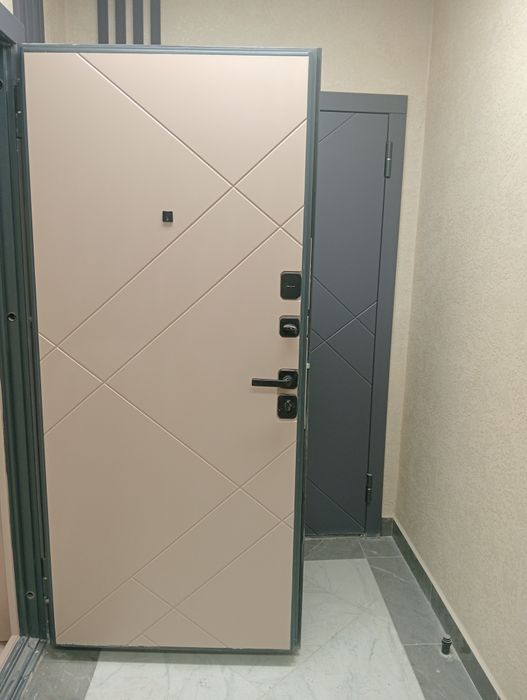 Покраска реставрация дверей межкомнатных выходная дверь