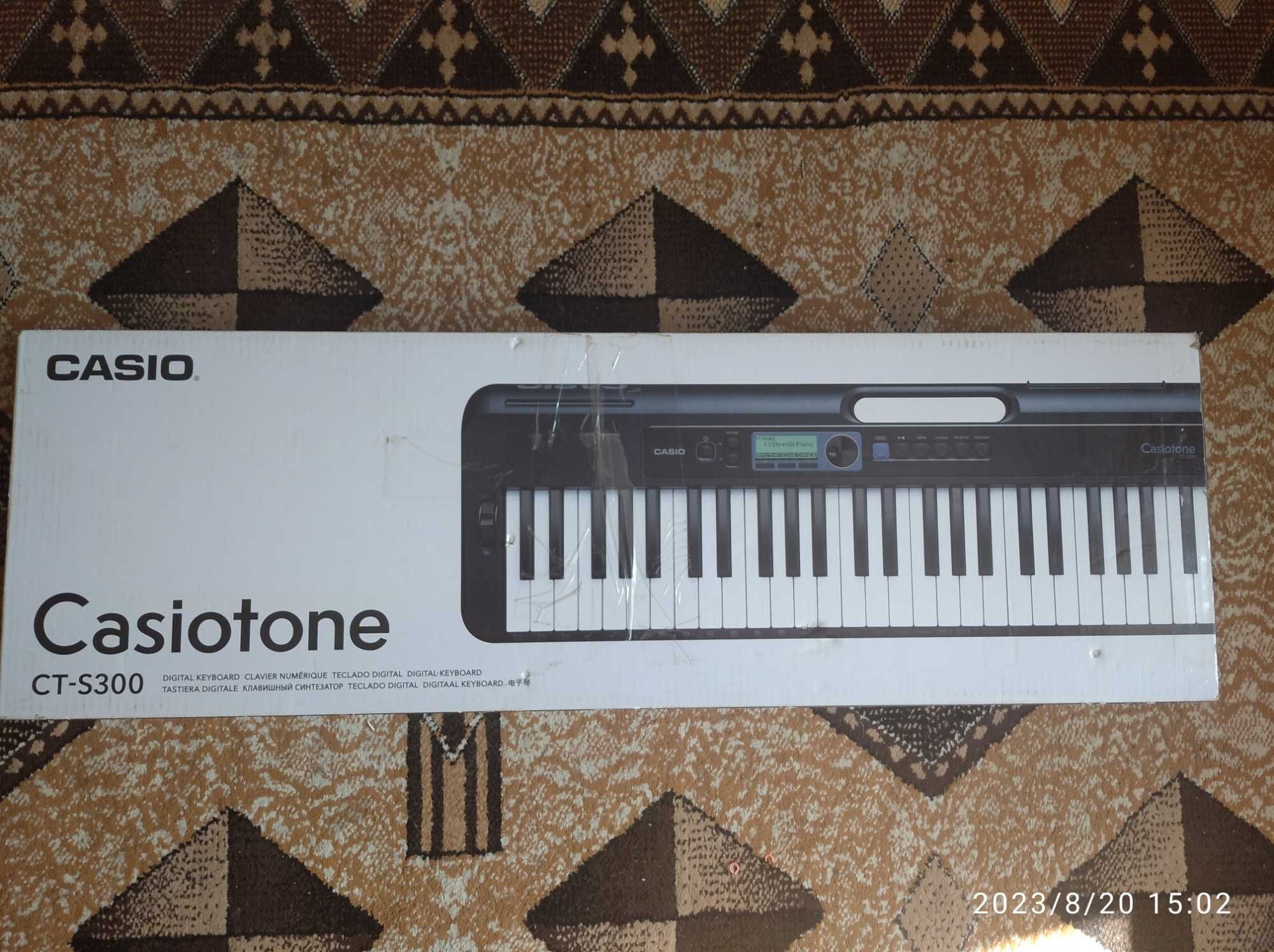 Синтезатор Casio Casiotone CT-S300