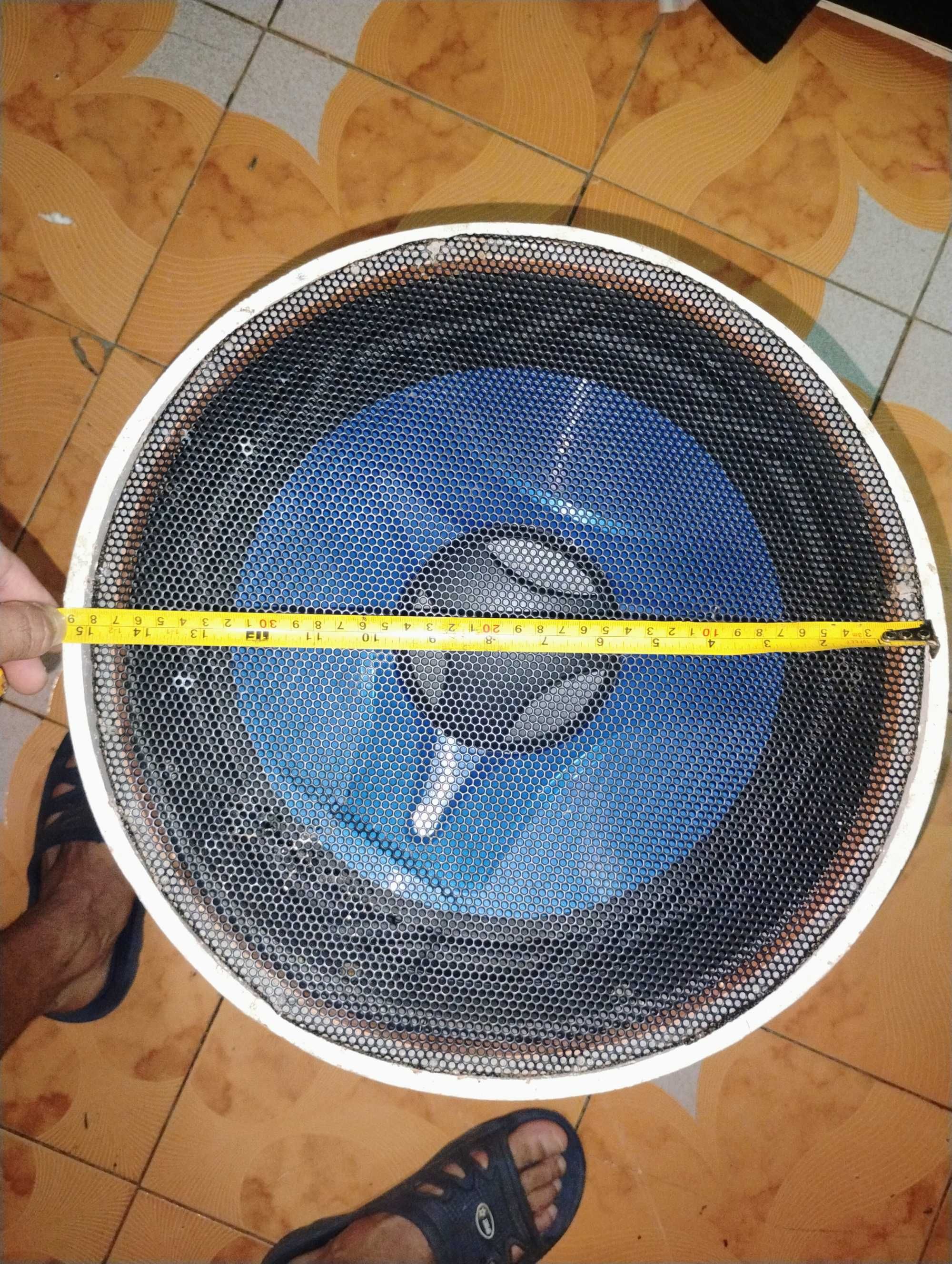 Boxe subwoofer auto lungime 50 cm înălțime 40cm difuzor 30cm 15 inch