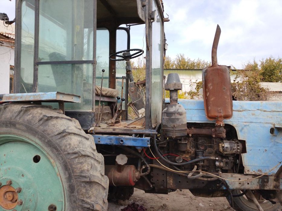 TTZ 80 Traktor holati juda yaxshi holatda