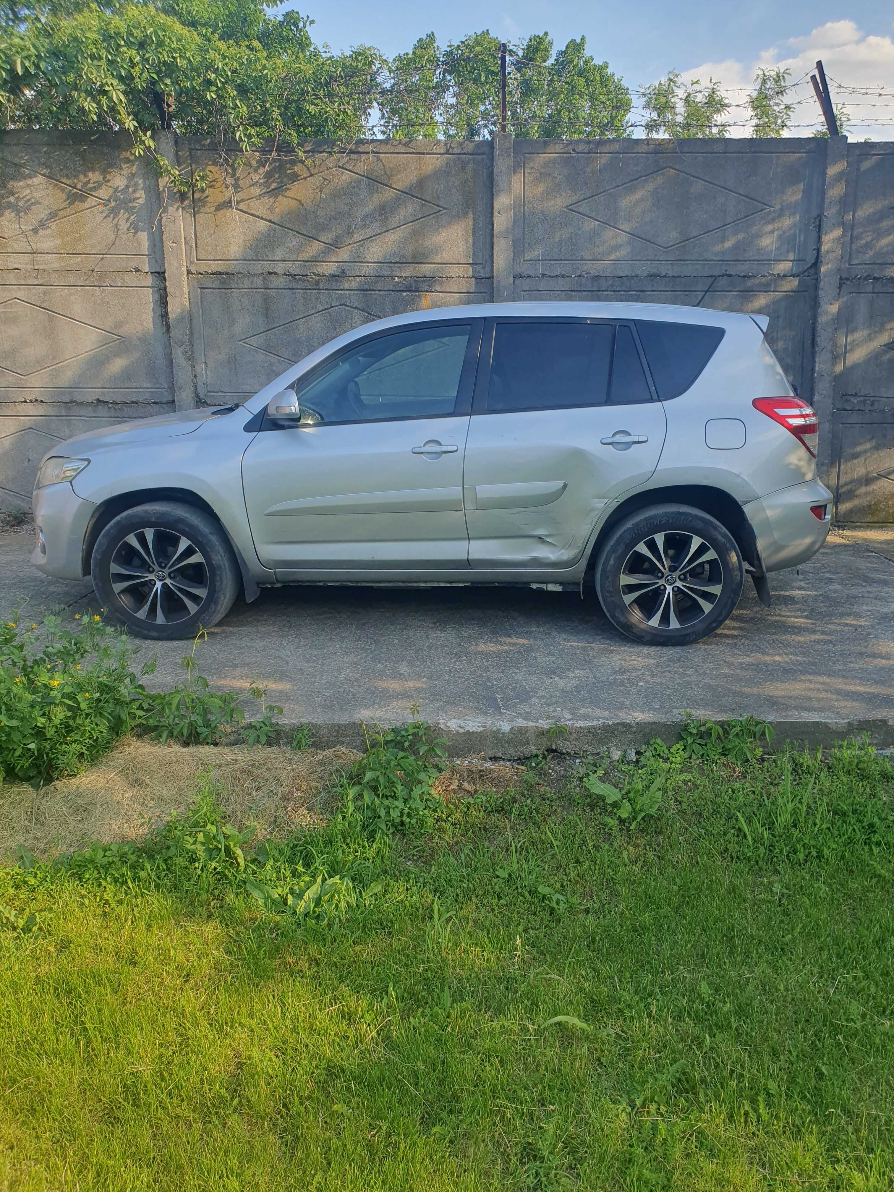 Toyota rav 4 2.2 diesel 2011