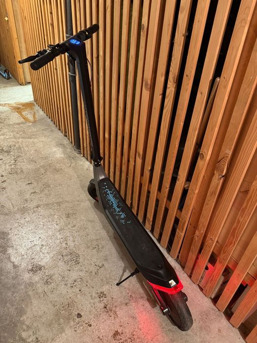 Trotineta electrica argento pkf