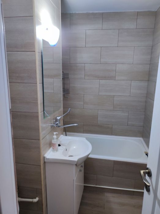 garsoniera de închiriat  în Tudor