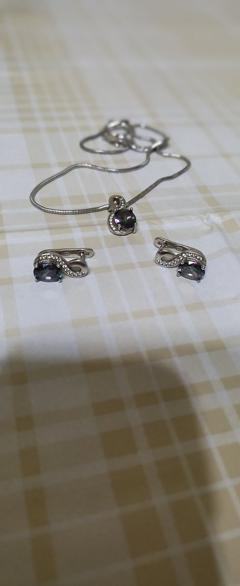 Set argint cu pietre topaz
