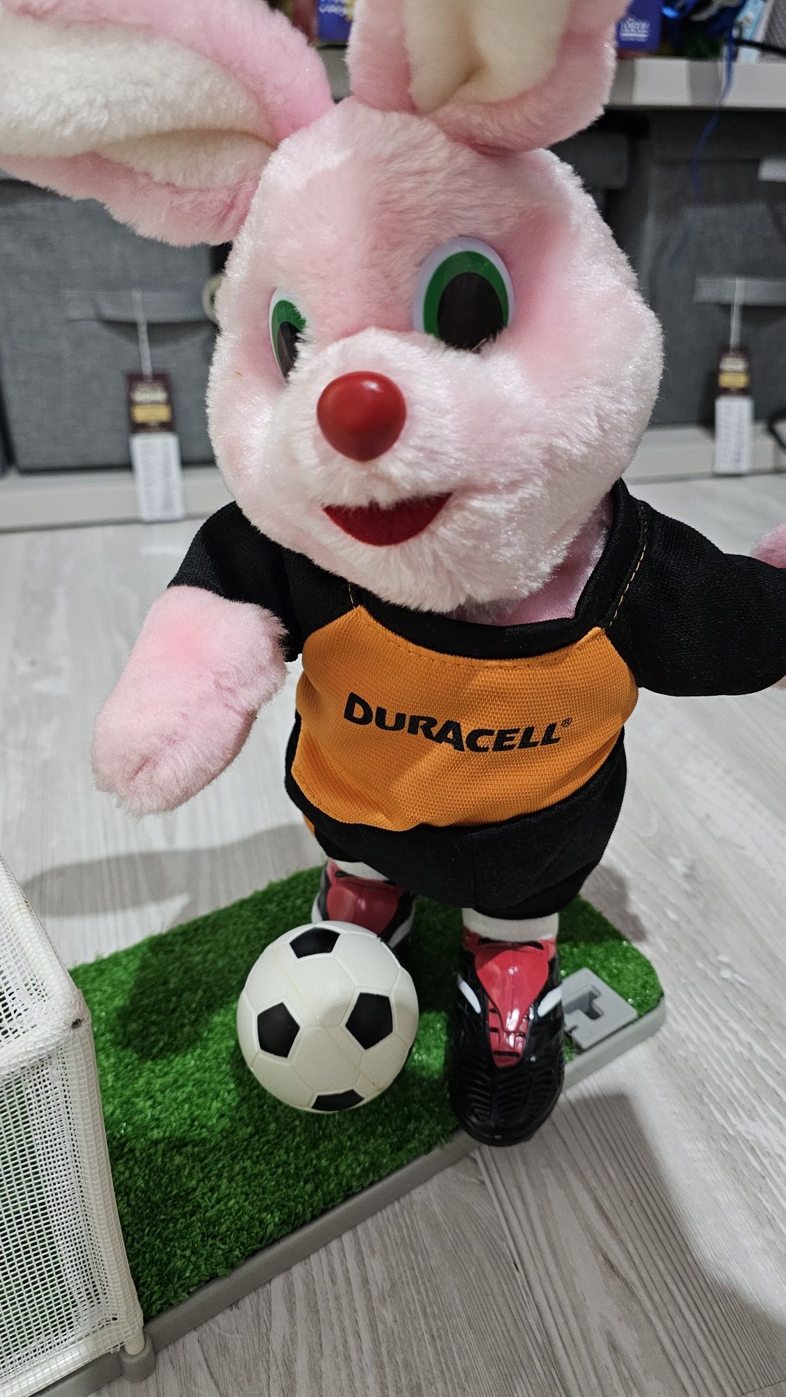 Vând iepuras duracell fotbalist 25 ron