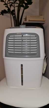 Продам увлажнитель / очиститель воздуха / вентилятор