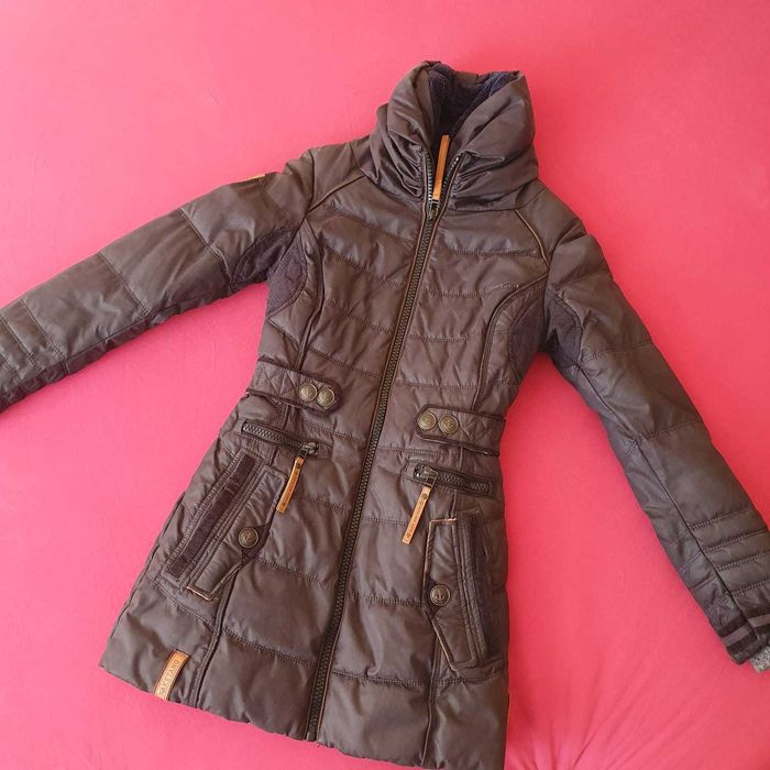 Дамско зимно яке Naketano