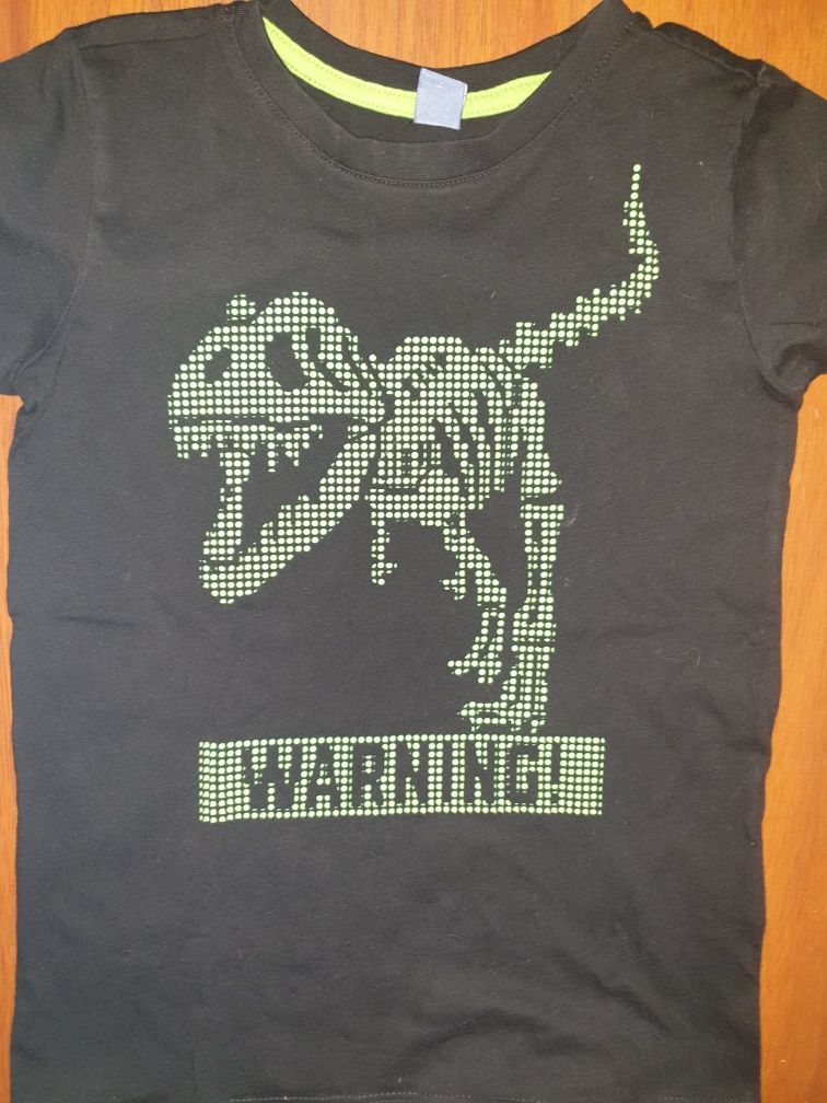 Vand tricou dinozaur verde 3D, cauciucat 7/8 ani