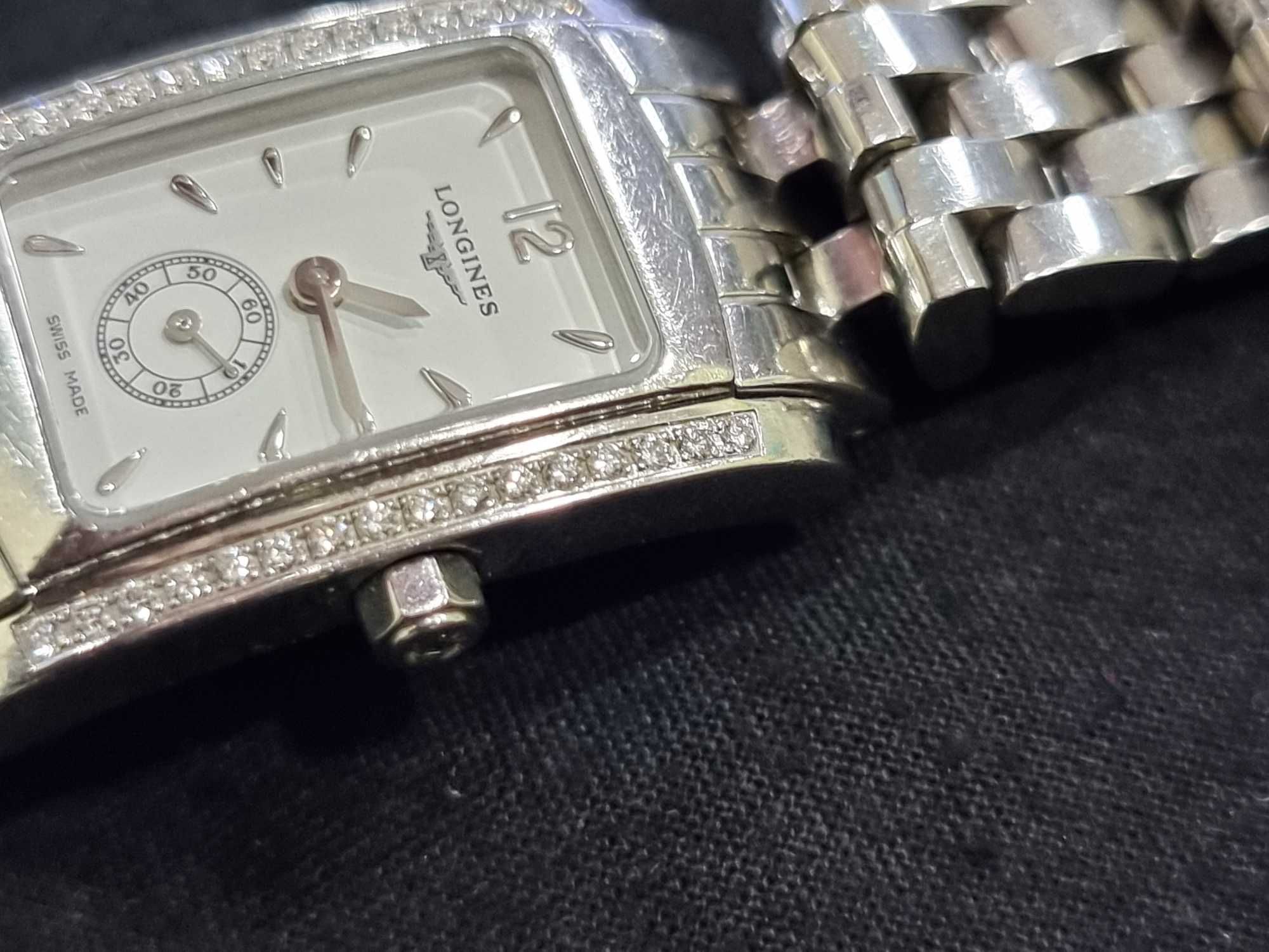Дамски часовник с диаманти Longines DolceVita