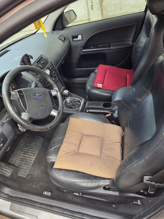 Ford Mondeo 2002 negociabil