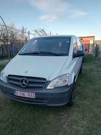 Autoutilitara Merceds benz