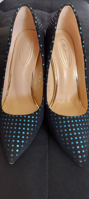 Елегантни дамски обувки