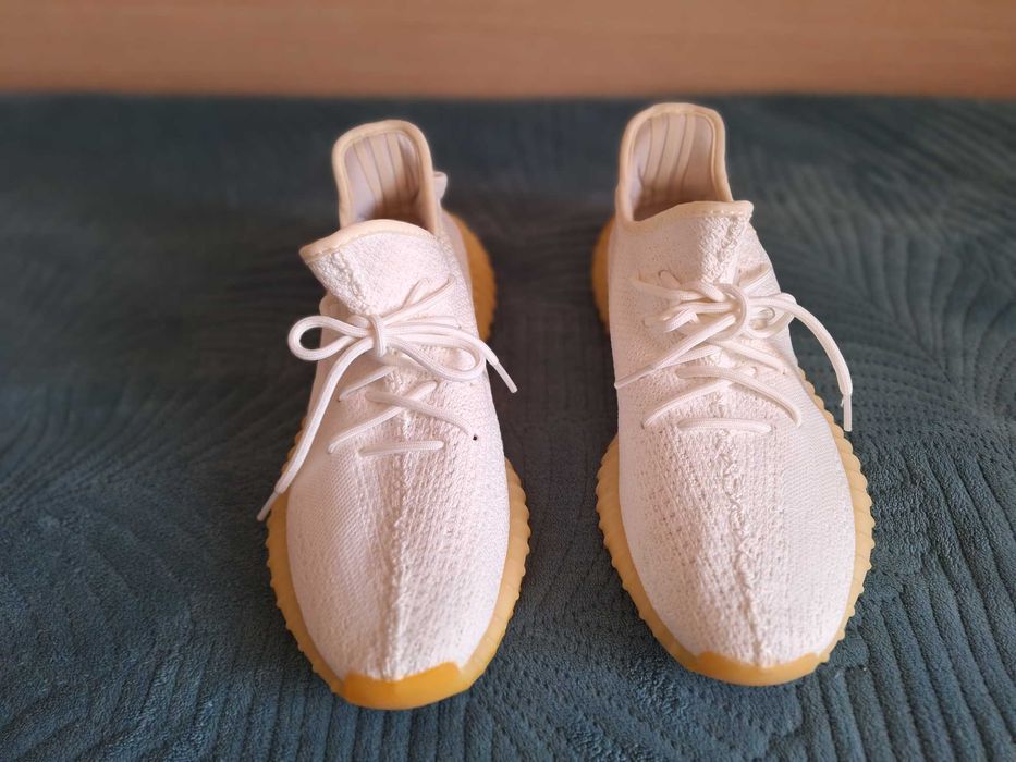 Кроссовки YEEZY BOOST 350