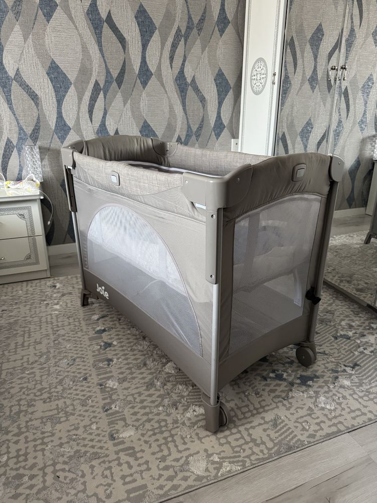 Кровать манеж кроватка Joie