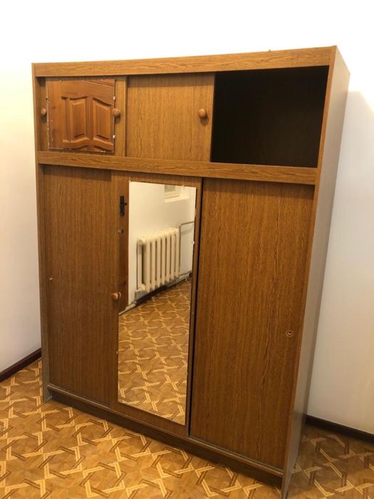 Шкаф купе в хорошем состоянии