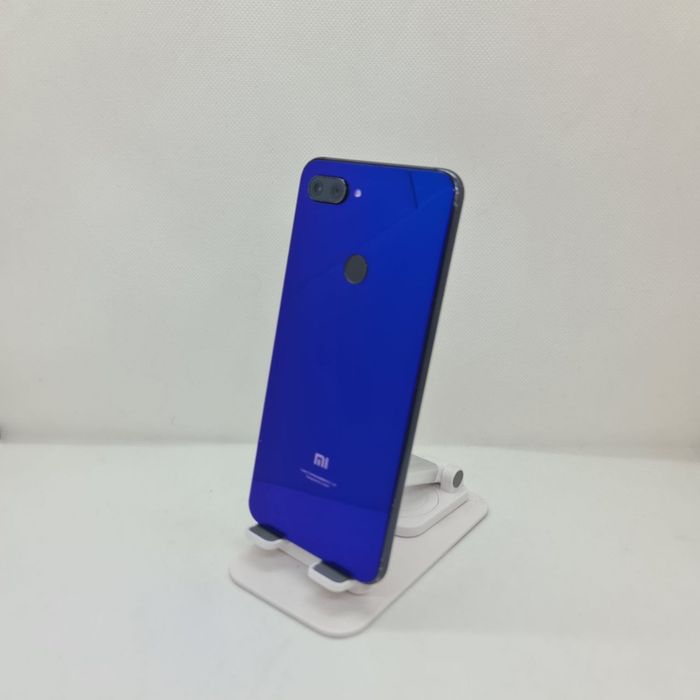Mi 8 lite sotiladi dastavka bor
