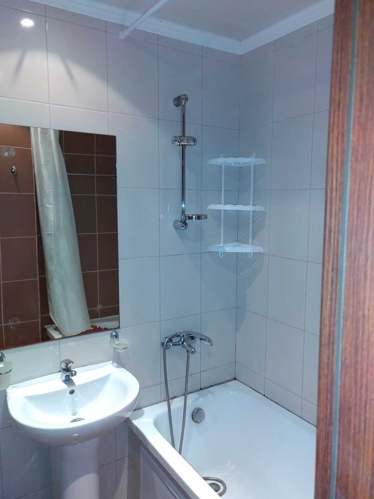 Дава се под наем Двустаен апартамент в Разград, Абритус - 65 кв.м за 76.5 € - Снимка #14