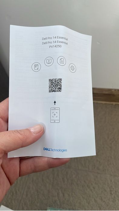 Leptop dell pro 14 essential PV14250