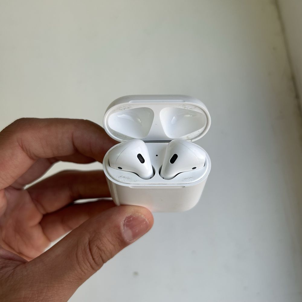 Срочно продам Airpods оригинал