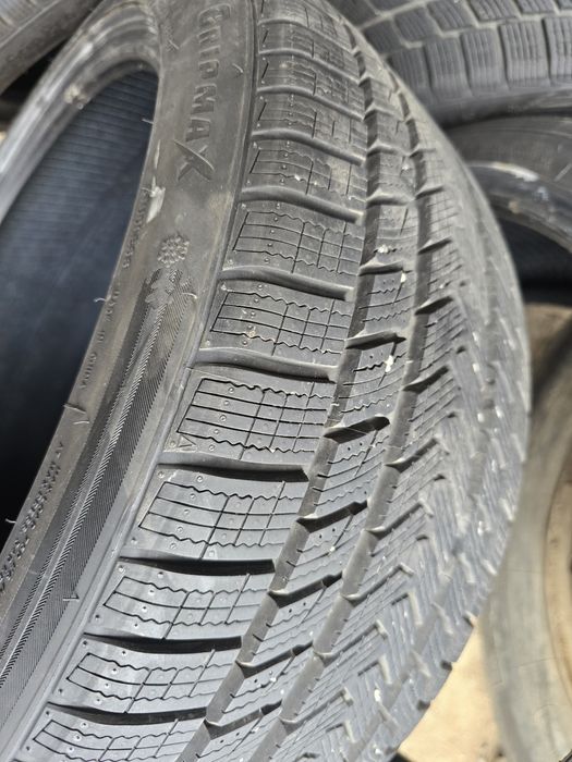 Anvelope iarna 245/40 R19 dot3024 Gripmax